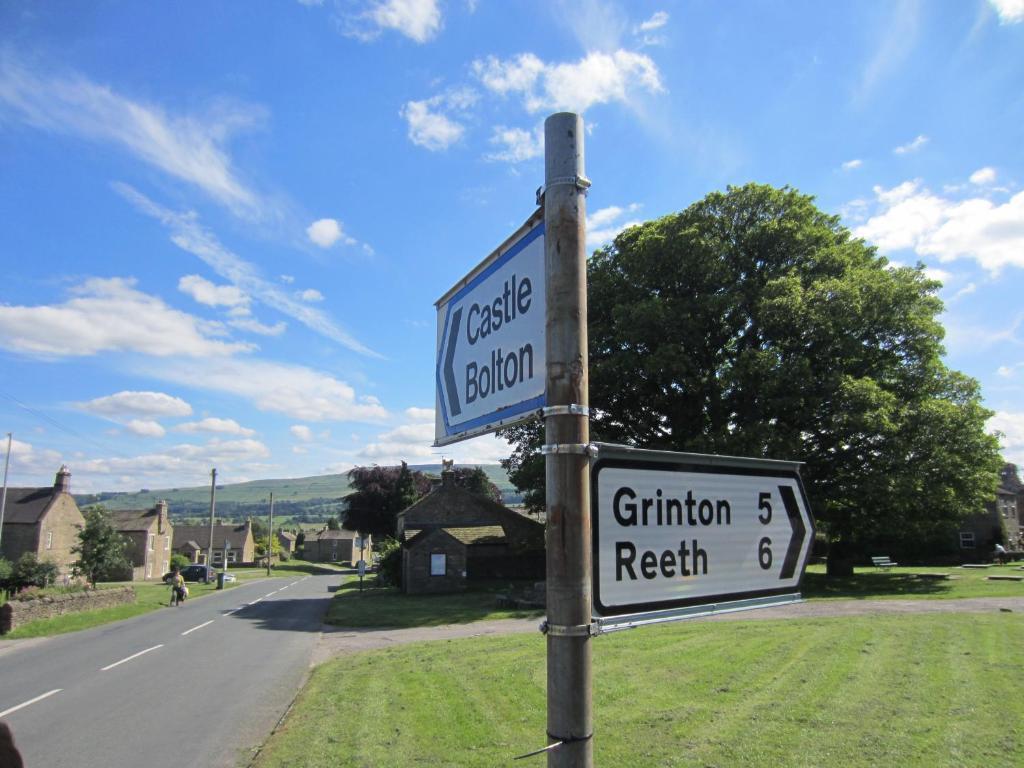Bolton Arms Hotell Redmire Exteriör bild